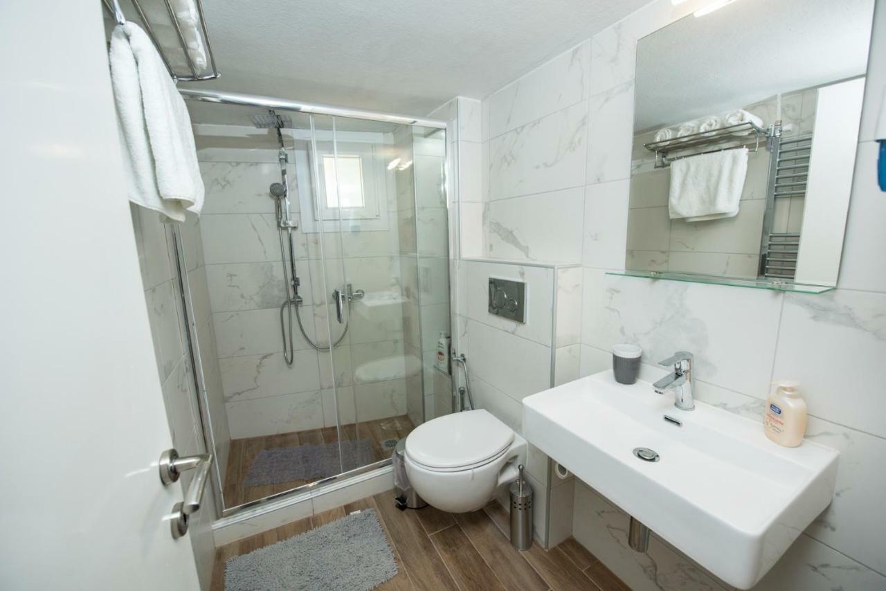 סלוניקי Artemis Luxury Apartment מראה חיצוני תמונה
