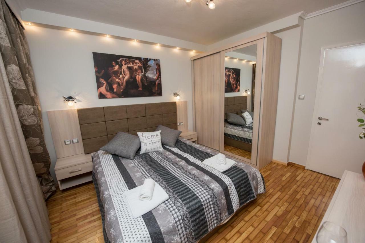 סלוניקי Artemis Luxury Apartment מראה חיצוני תמונה